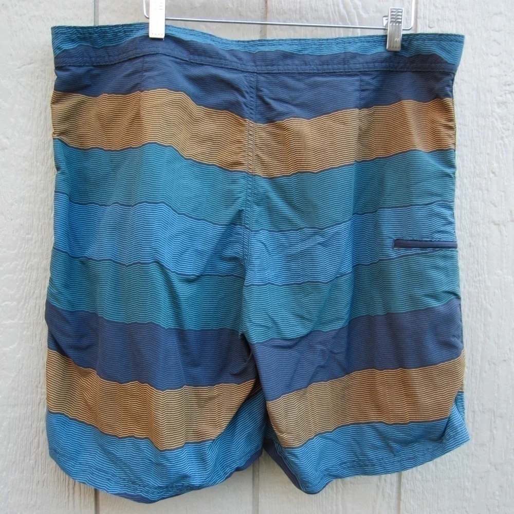 Toad& Co Men's 36 Swim Trucks short  Stripe,‎ drawstring, button zip pockets